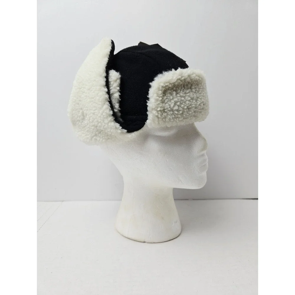 Broner Kids black hat trapper NWT Micro Fleece 6-10 years